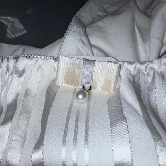 White Bridal Panties. Cotton panties with a flair. - Picture 7 of 7